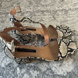 Medium Heels Sandals